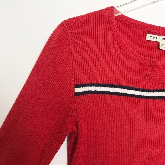 Tommy Hilfiger red ribbed pullover/logo front M - Picture 7 of 8